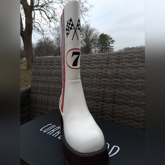 Current Mood® Raceway Babe Platform Boots - Picture 4 of 5